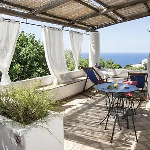 Il Gelso Vacanze Couette-café Malfa (Salina)